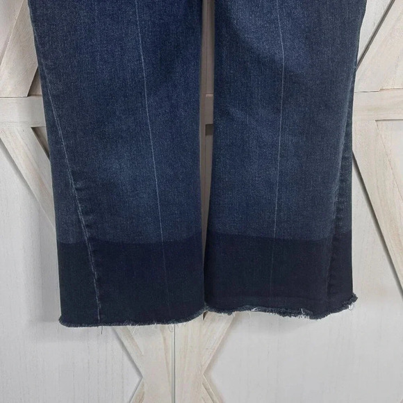 Spanx Jeans Cropped Kick Flare Denim Jegging - Picture 8 of 8